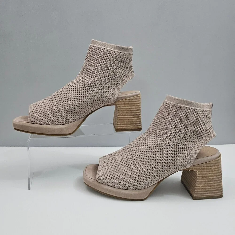 Eileen Fisher Gavis Peep Toe Bootie Womens 9 Blush Knit Block Heel Neutral NEW